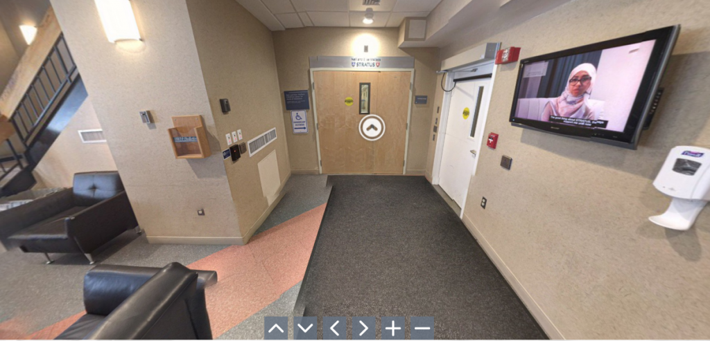 Integrating 2D video in screens in 360 tour for hospital